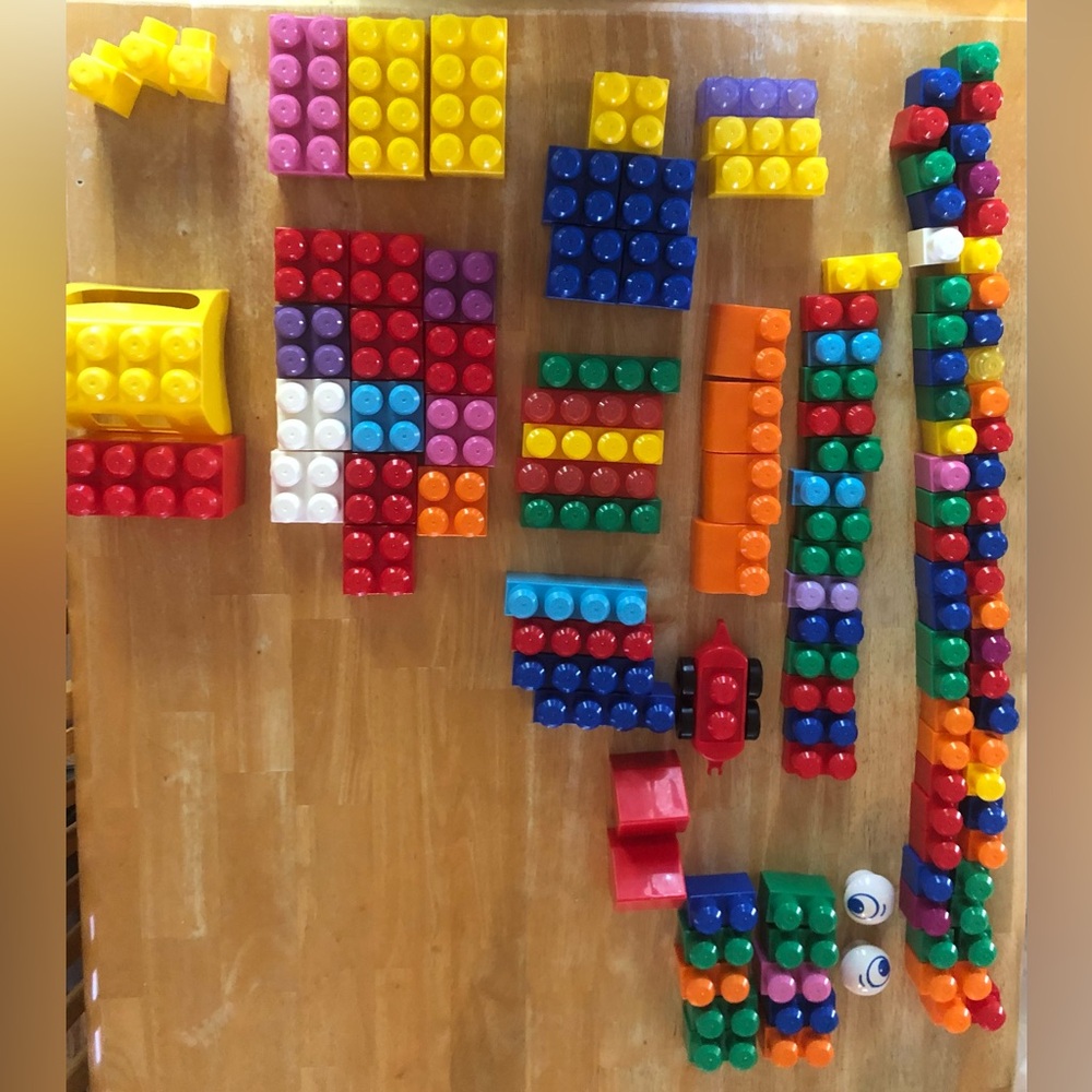 127 Colorful Building Blocks - Picture 2 of 2